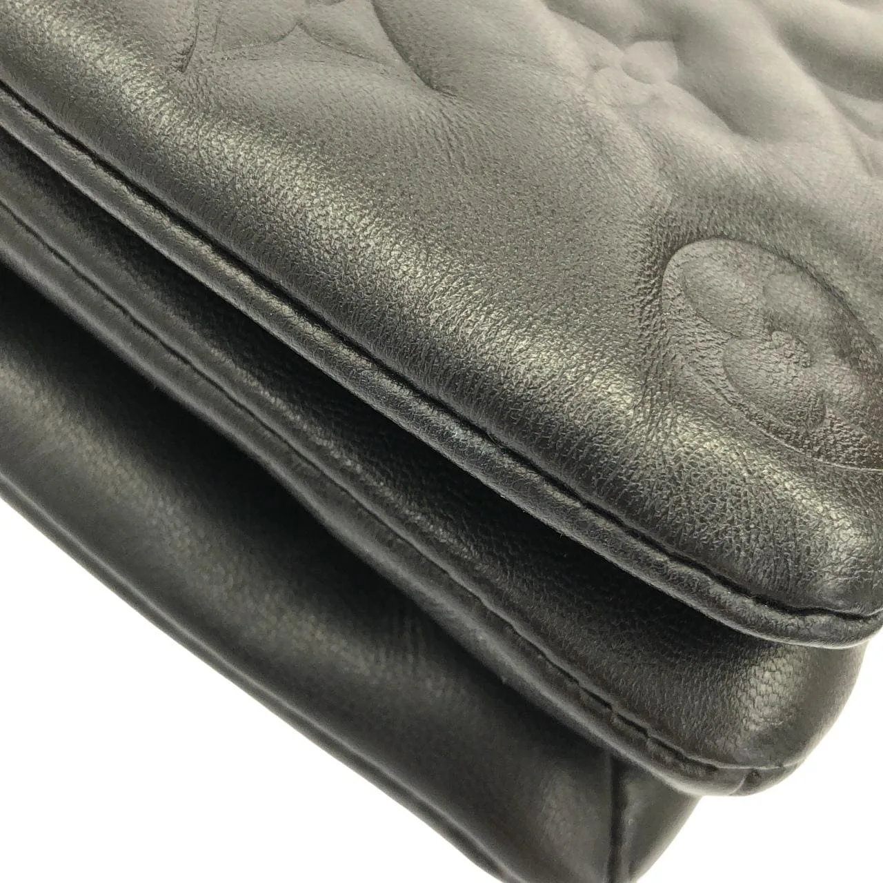 LOUIS VUITTON Pochette M80742 Shoulder Lambskin Black Lambskin Rank A - Thumbnail 5