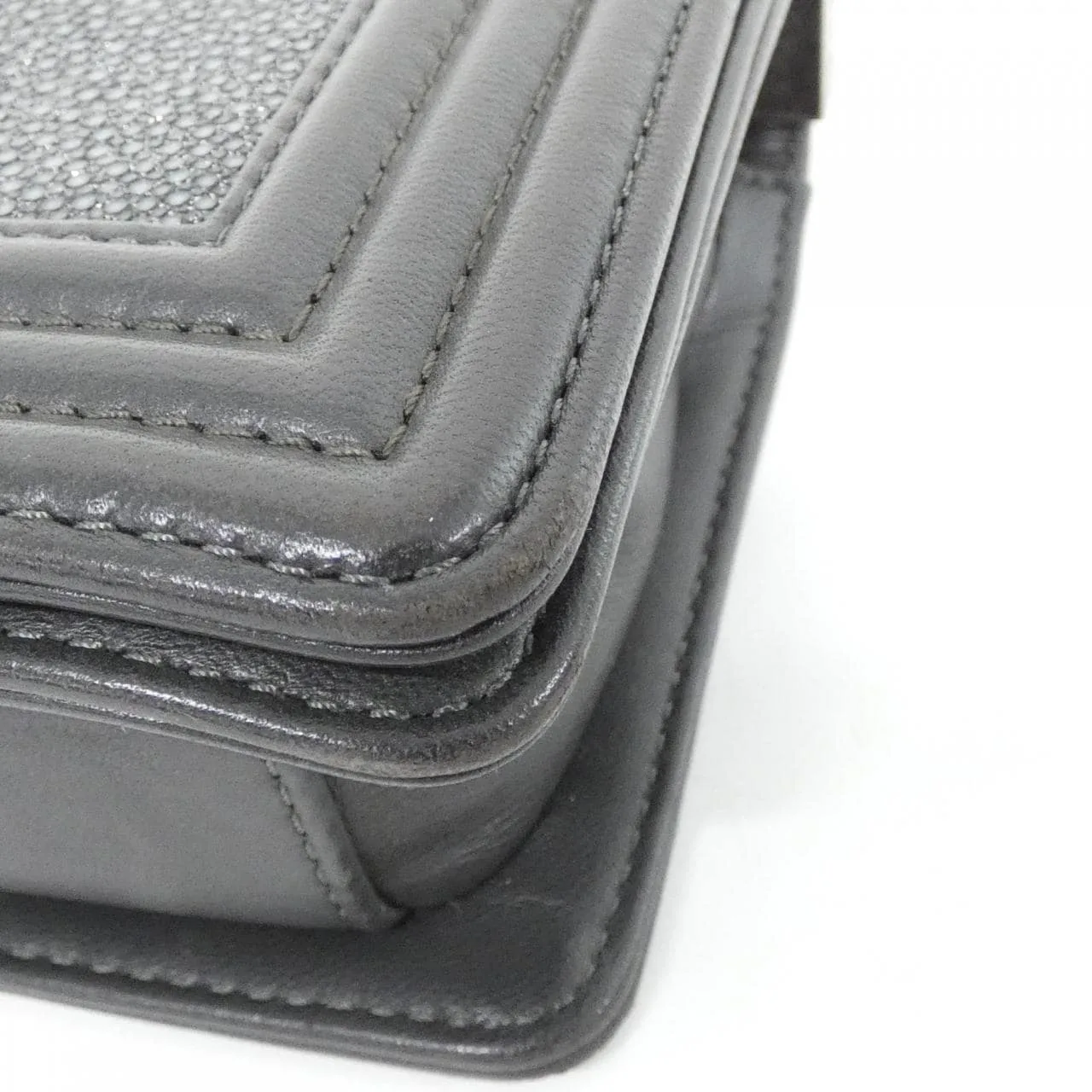 CHANEL Boy Chanel 67085 Shoulder Lambskin Grey Lambskin Rank A - Thumbnail 4