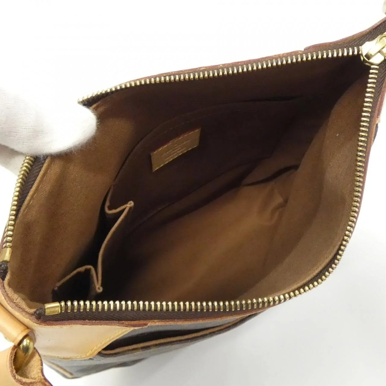 LOUIS VUITTON Odéon M56390 Shoulder Monogram 黑色 Monogram 中古品A - 縮圖 8