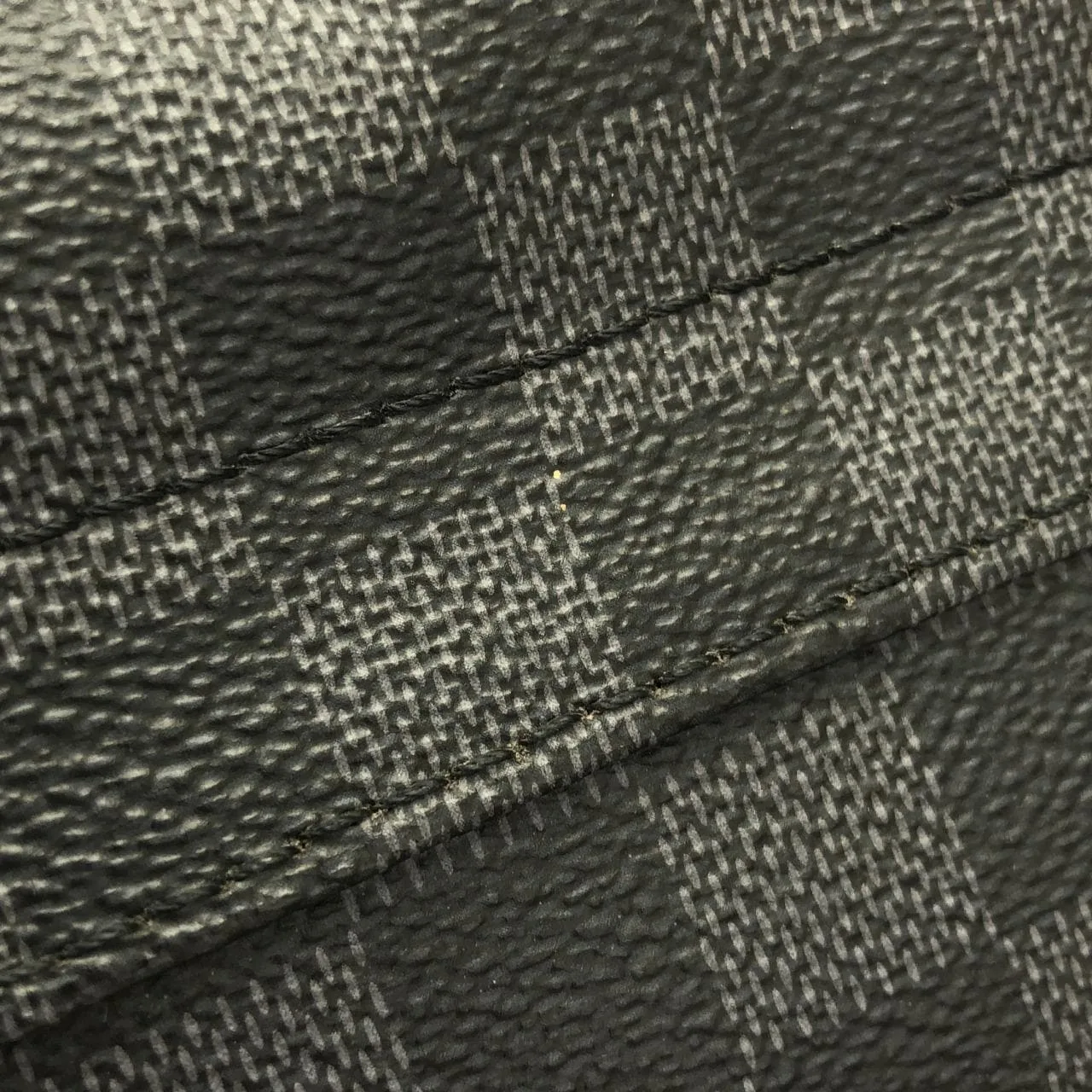 LOUIS VUITTON District N41028 Shoulder Damier 黑色 Damier 中古品B - 縮圖 4