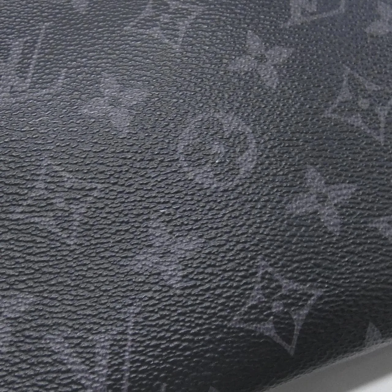 LOUIS VUITTON Eclipse M81124 Shoulder Monogram Black Monogram Rank A - Thumbnail 3