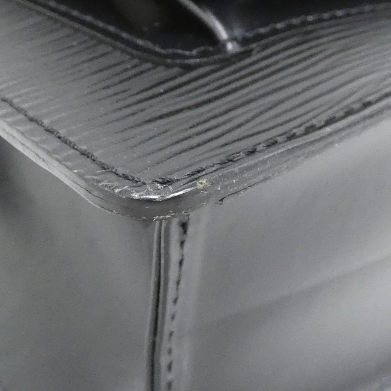 LOUIS VUITTON M52122 Handbag Epi 黑色 Epi 中古品A - 縮圖 3