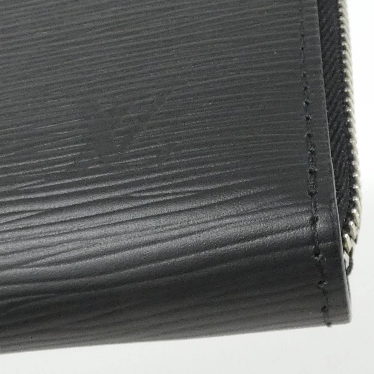 LOUIS VUITTON Pochette M64153 Handbag Epi Black Epi Rank A - Thumbnail 4