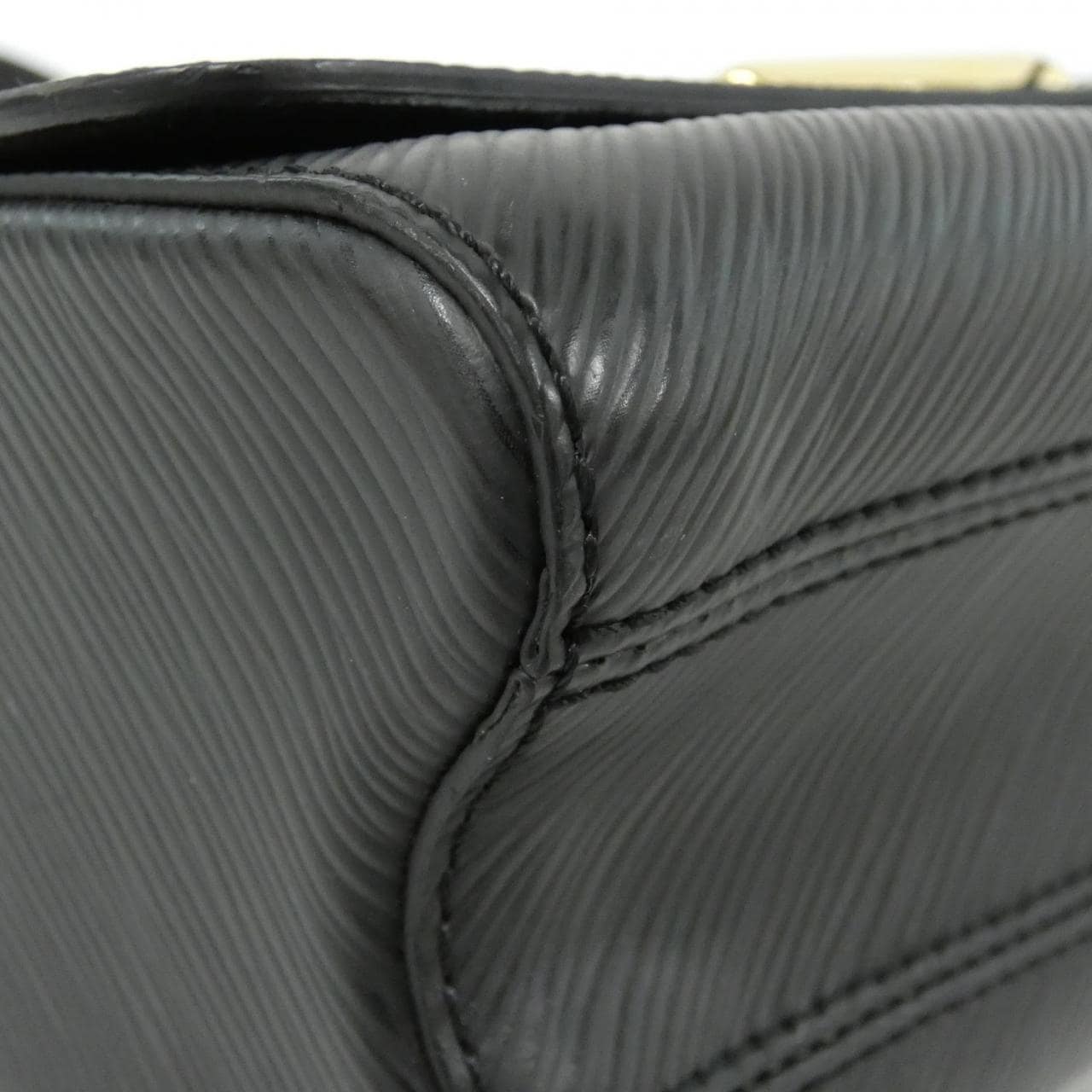 LOUIS VUITTON Twist M41867 Shoulder Epi Black Epi - Thumbnail 3