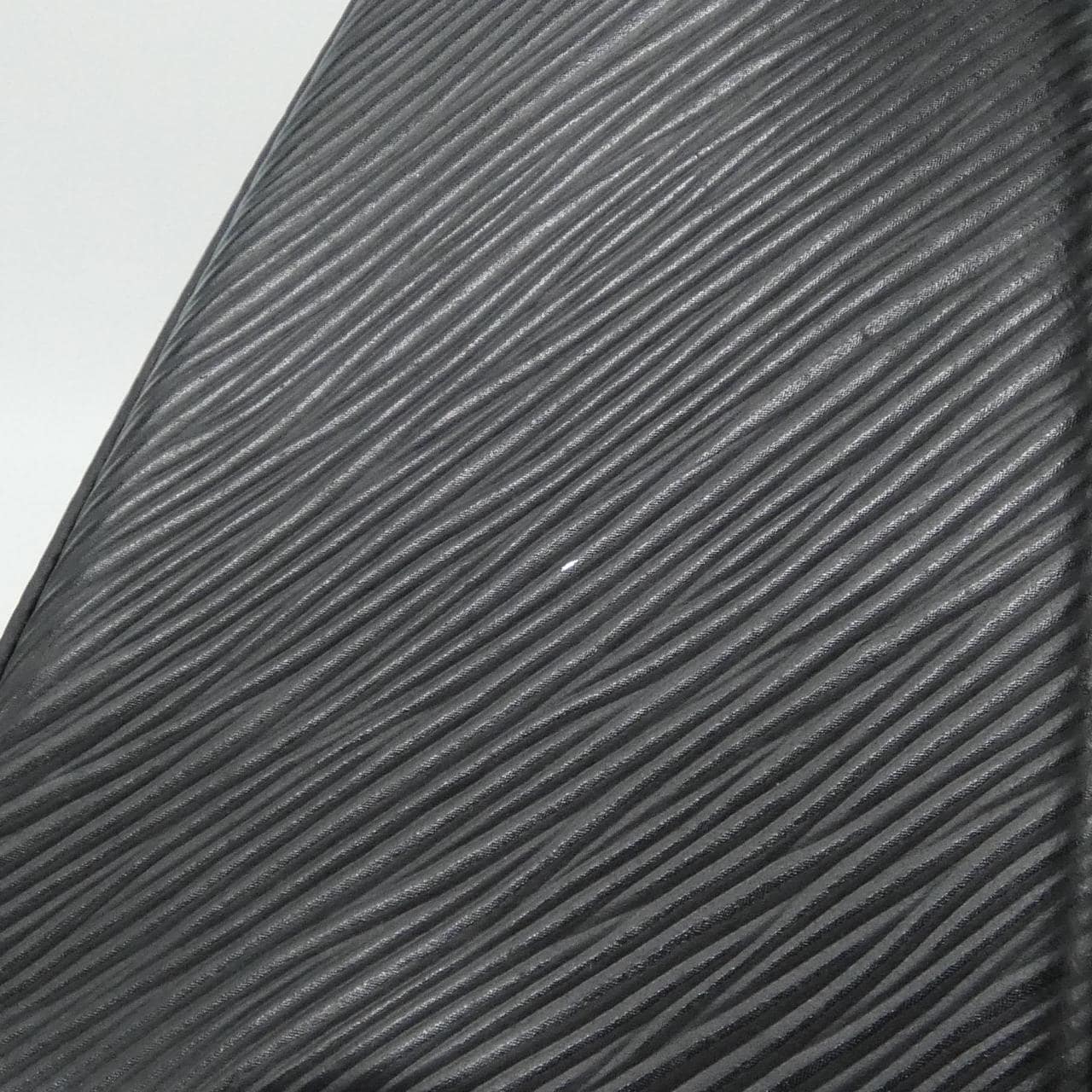 LOUIS VUITTON Twist M41867 Shoulder Epi Black Epi - Thumbnail 6