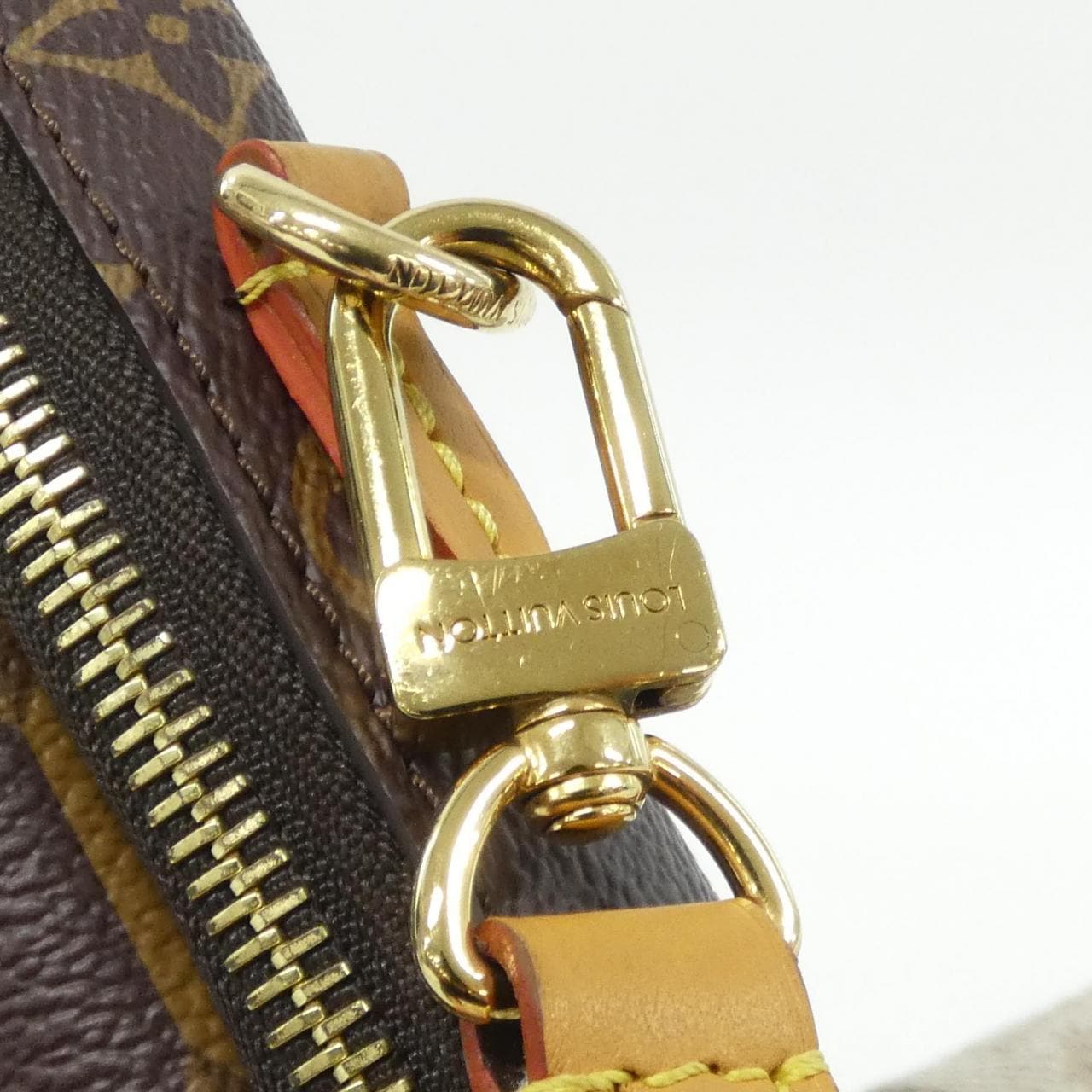 LOUIS VUITTON M81005 Shoulder Monogram Black Monogram Rank A - Thumbnail 7