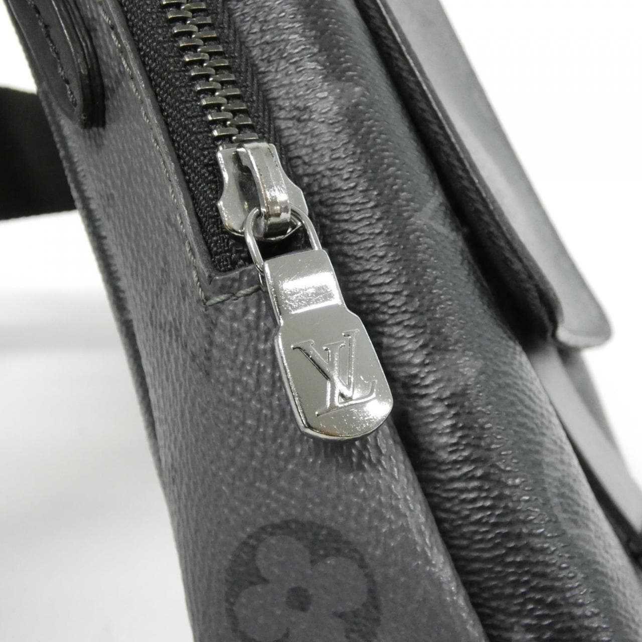 LOUIS VUITTON Eclipse M81321 Shoulder Monogram 黑色 Monogram 中古品A - 縮圖 5