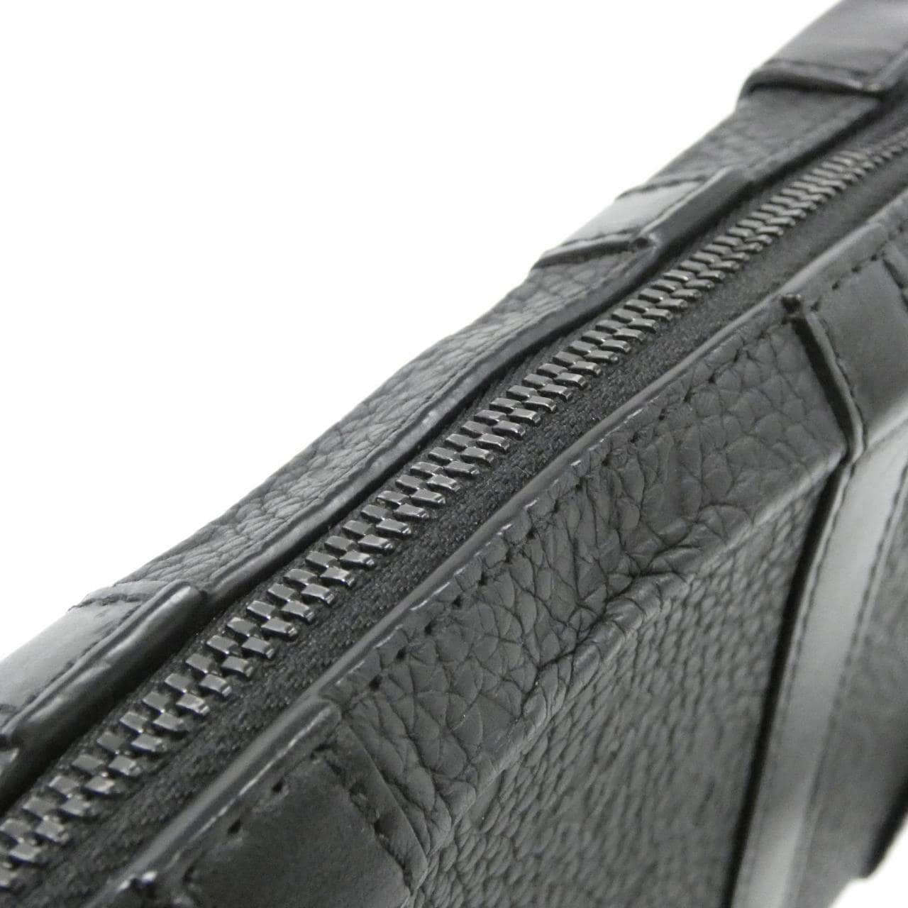 LOUIS VUITTON Soft Trunk M80224 Shoulder Monogram Black Monogram Rank A - Thumbnail 6