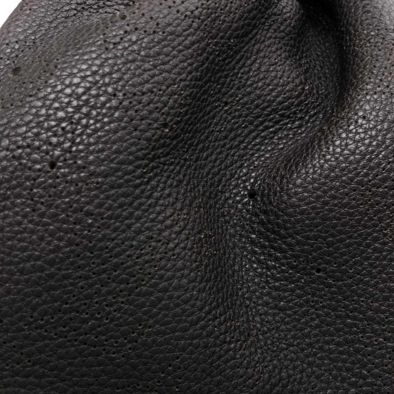 LOUIS VUITTON Mahina M95975 Shoulder 黑色 中古品A - 縮圖 5