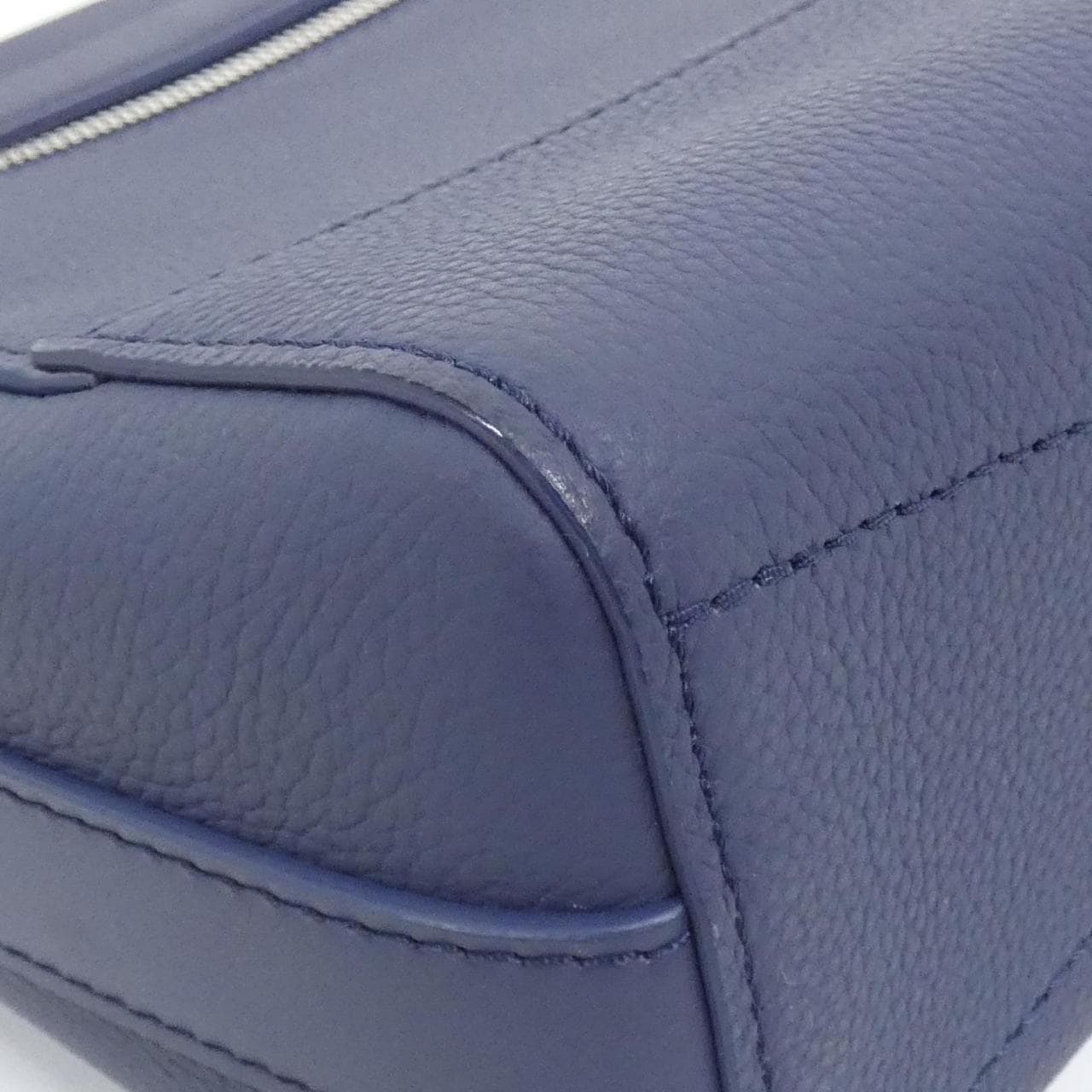 LOUIS VUITTON M11599 Shoulder Lambskin Black Lambskin - Thumbnail 3