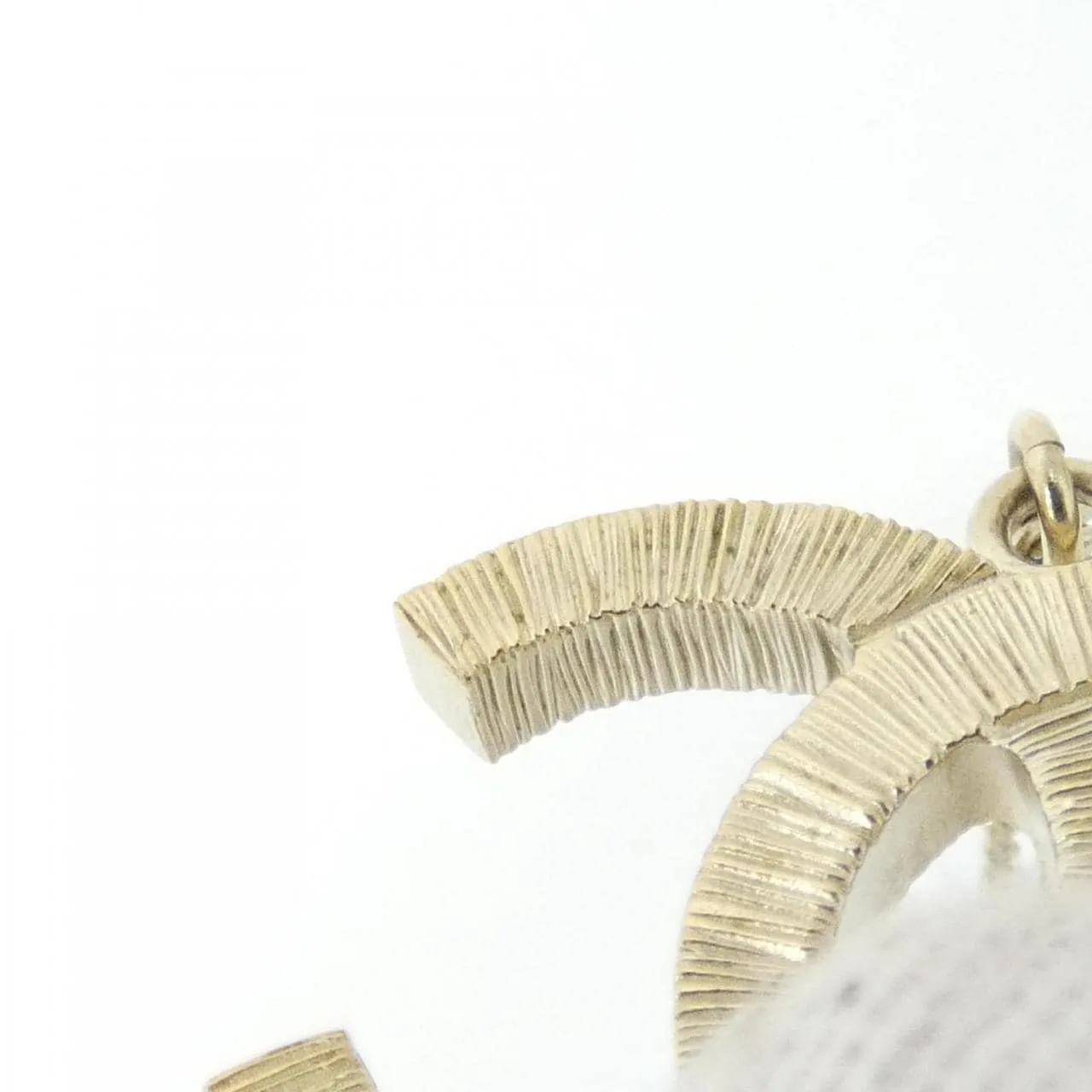 CHANEL 60212 Accessories White Rank A - Thumbnail 4