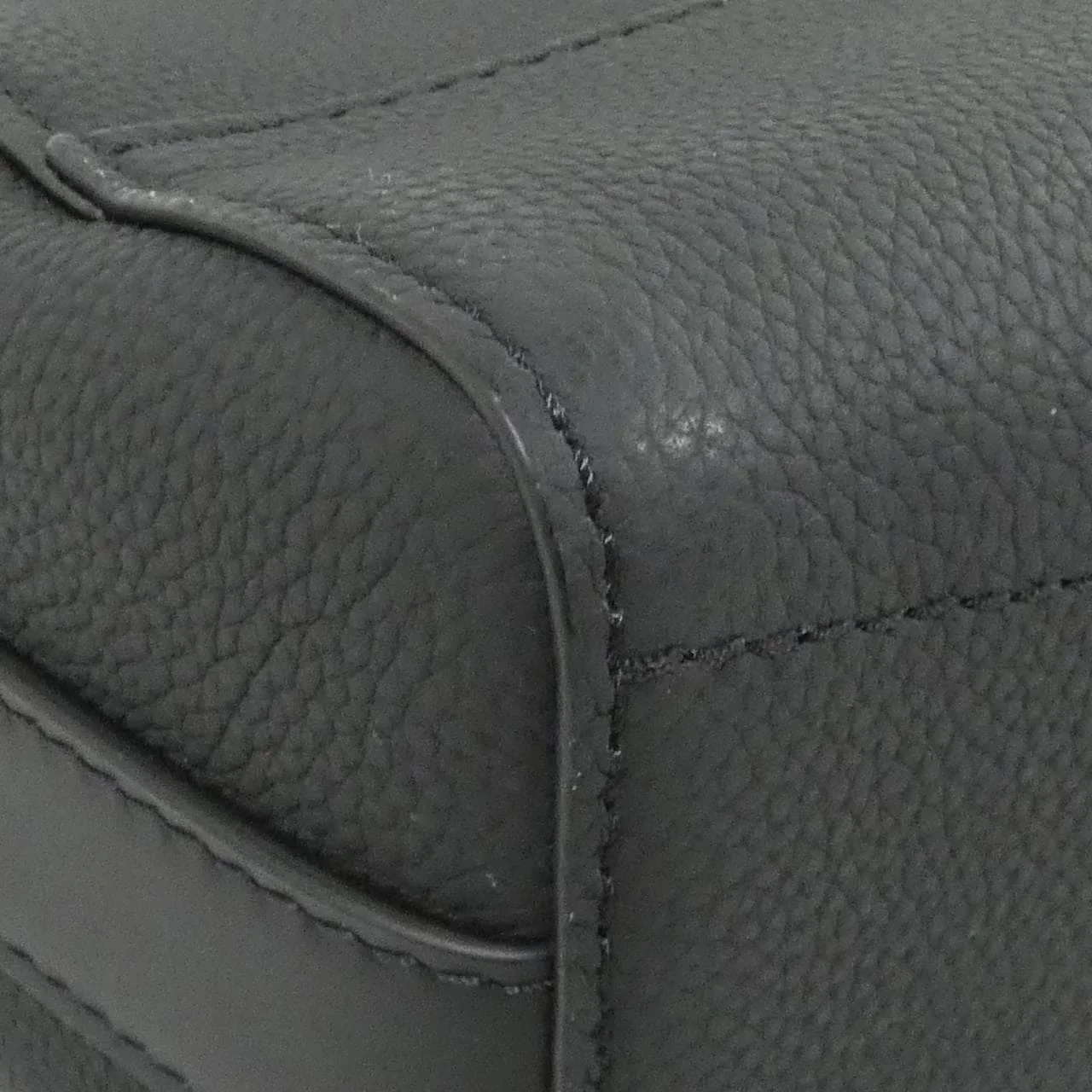 LOUIS VUITTON M57080 Shoulder Lambskin 黑色 羊皮 中古品A - 縮圖 3