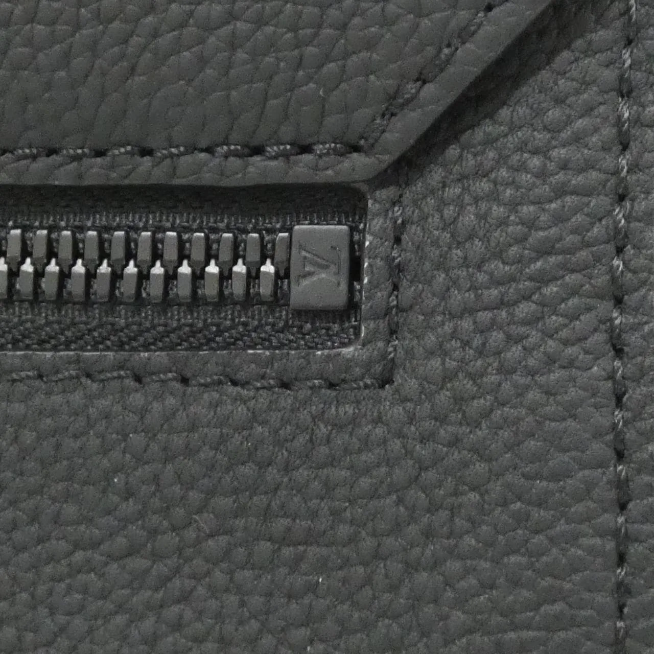 LOUIS VUITTON M57080 Shoulder Lambskin 黑色 羊皮 中古品A - 縮圖 5