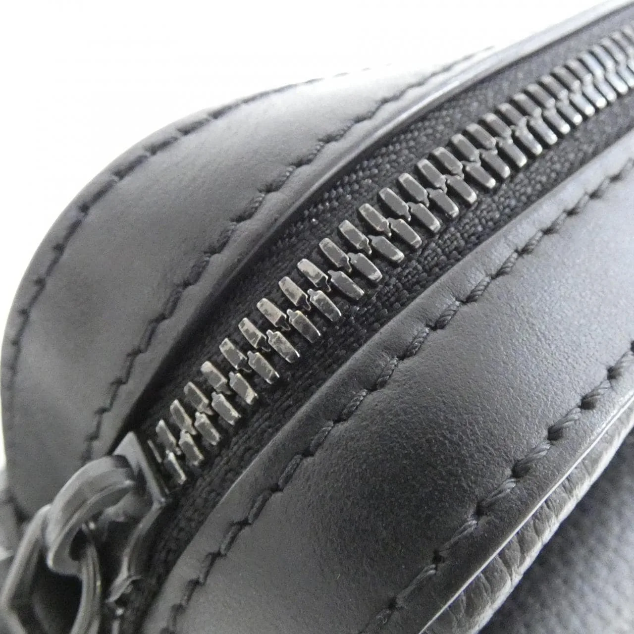 LOUIS VUITTON M22482 Shoulder Lambskin 黑色 羊皮 中古品A - 縮圖 5