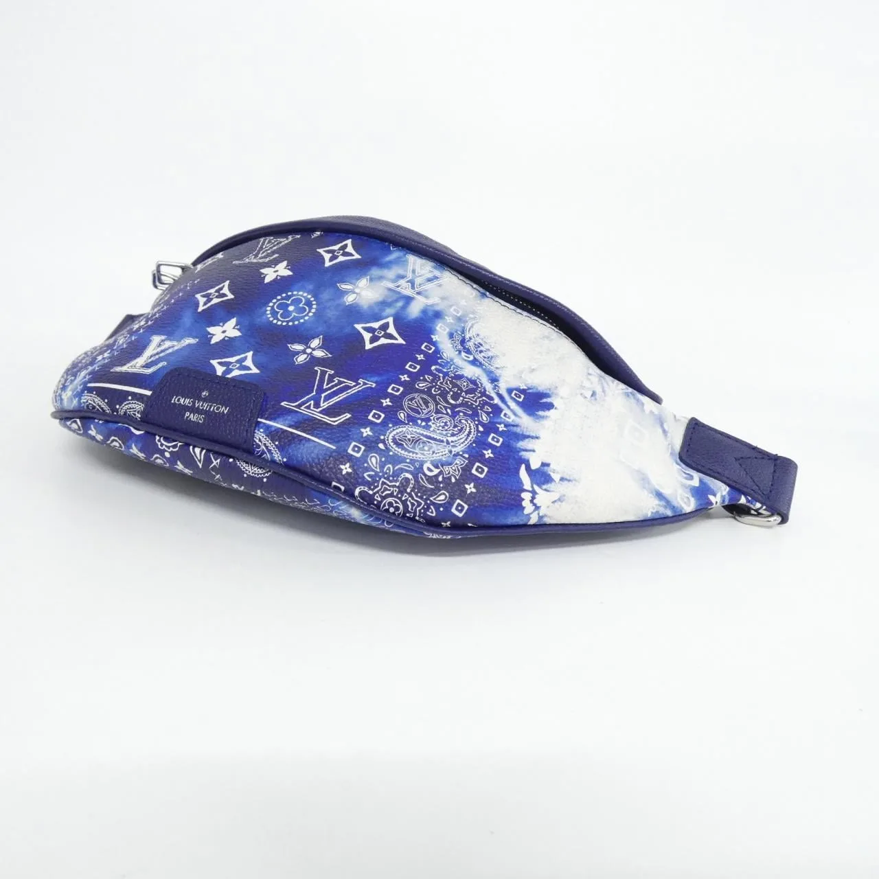 LOUIS VUITTON Discovery M20587 Shoulder Monogram Blue Monogram Rank A - Thumbnail 3