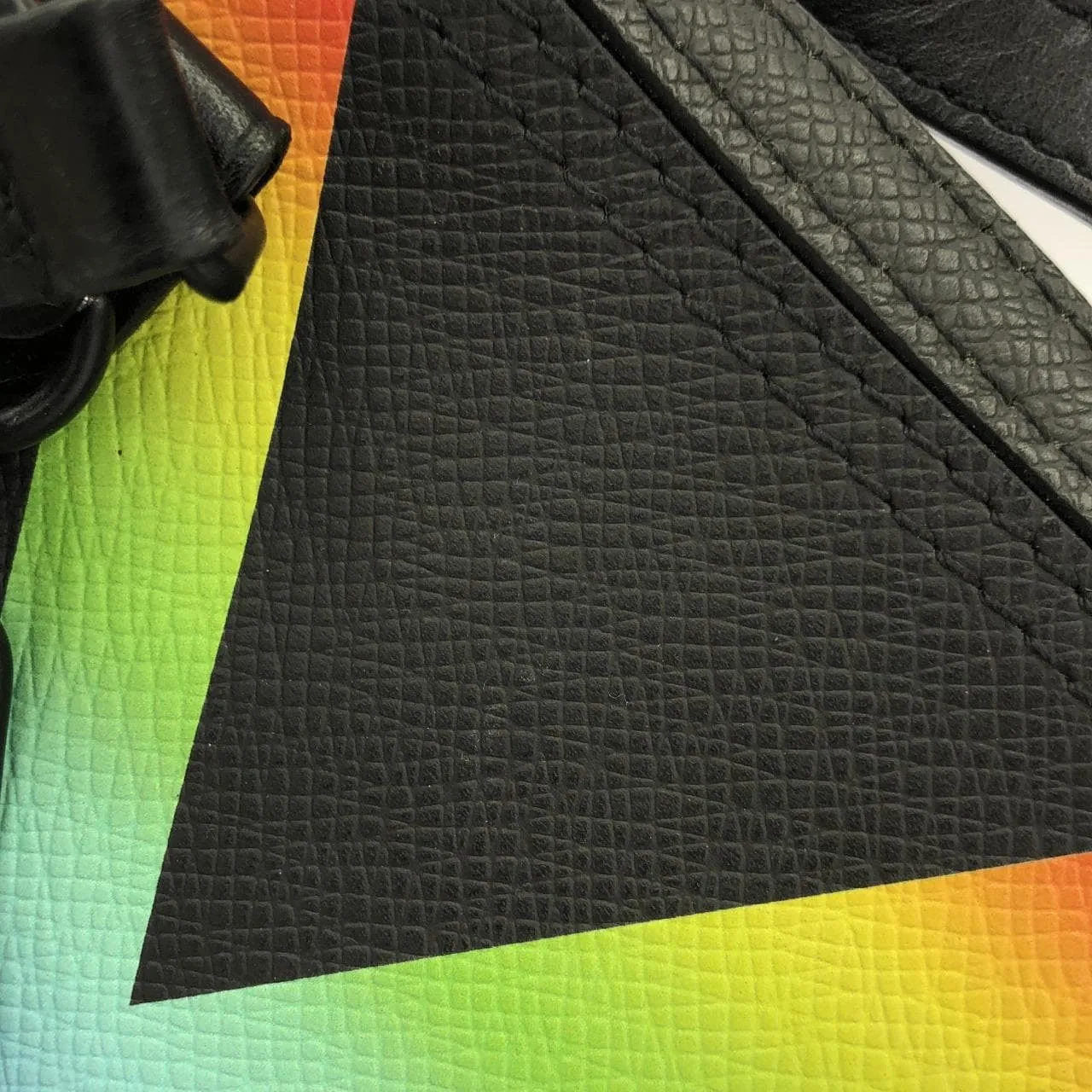 LOUIS VUITTON M30332 Handbag 黑色 中古品A - 縮圖 4