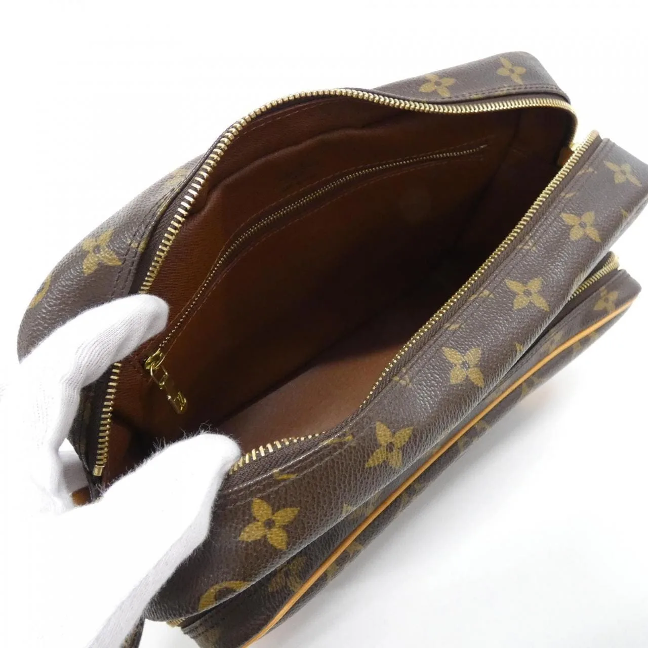 LOUIS VUITTON Nile M45244 Shoulder Monogram Black Monogram Rank B - Thumbnail 7