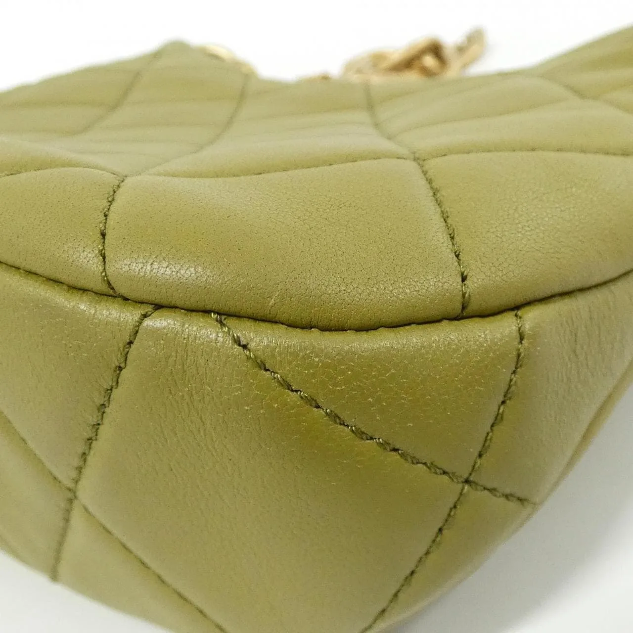 CHANEL AS4220 Shoulder Lambskin 綠色 羊皮 中古品A - 縮圖 3