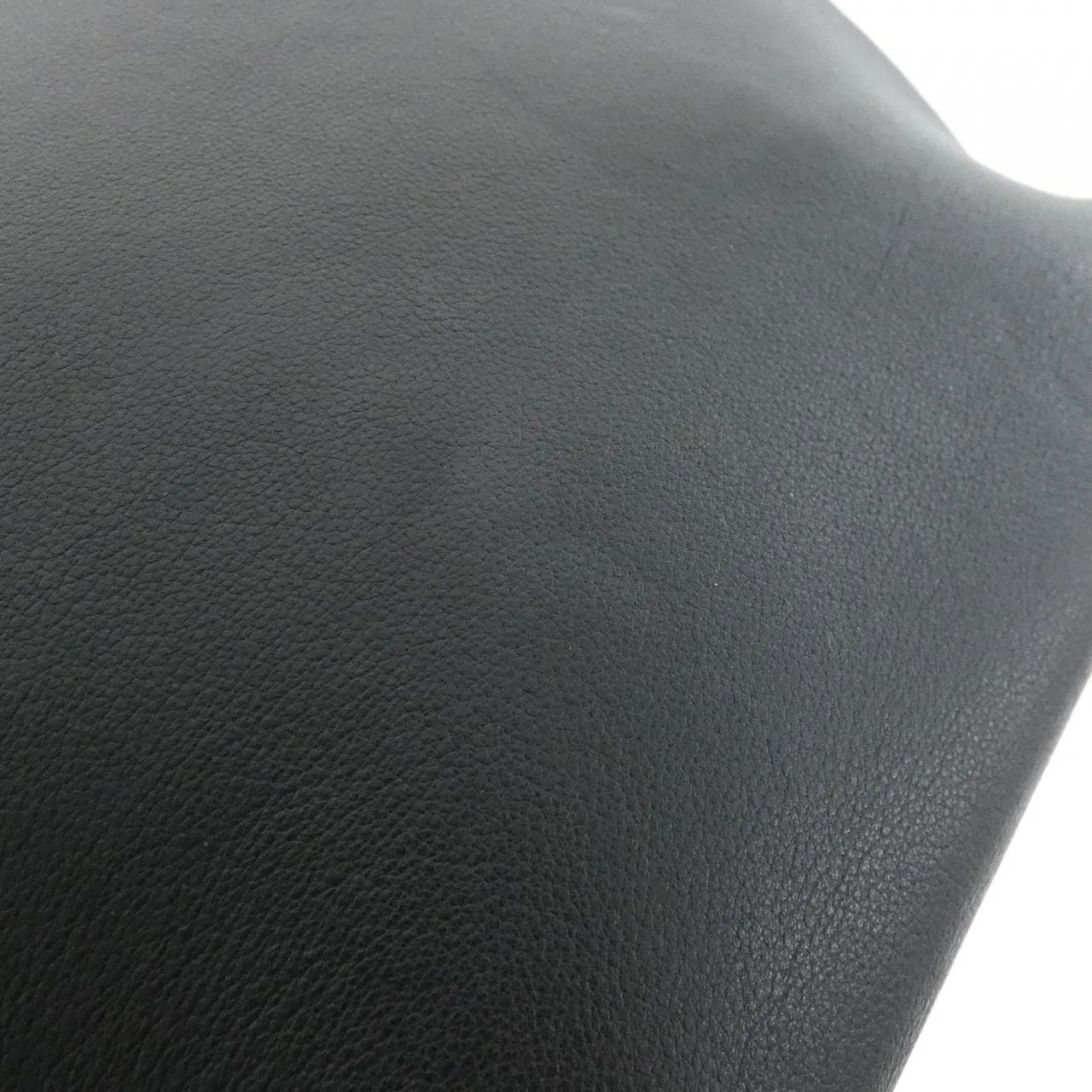 CHANEL Handbag Grained Calfskin Black Grained Calfskin Rank A - Thumbnail 4