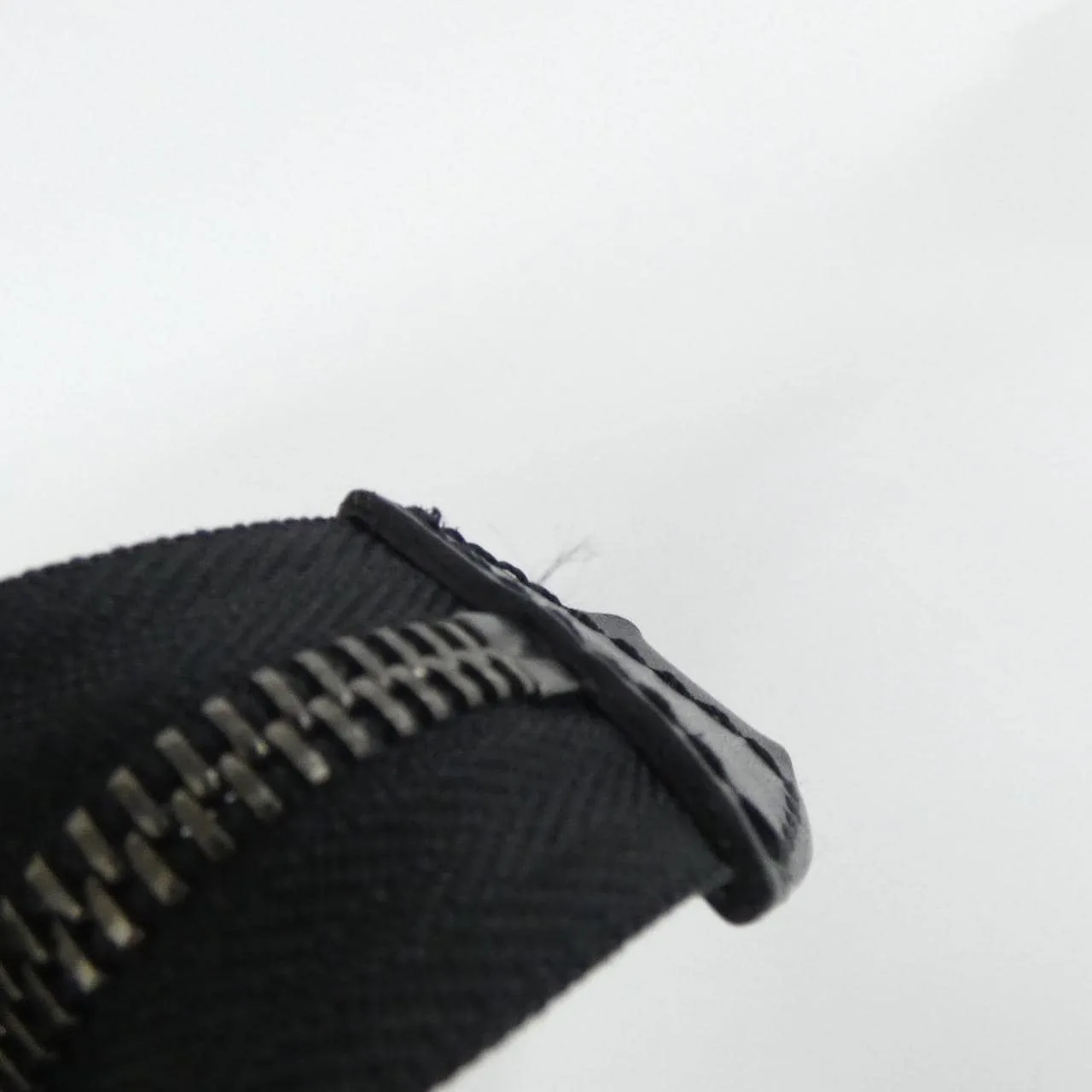 LOUIS VUITTON Eclipse M81124 Shoulder Monogram Black Monogram Rank A - Thumbnail 4