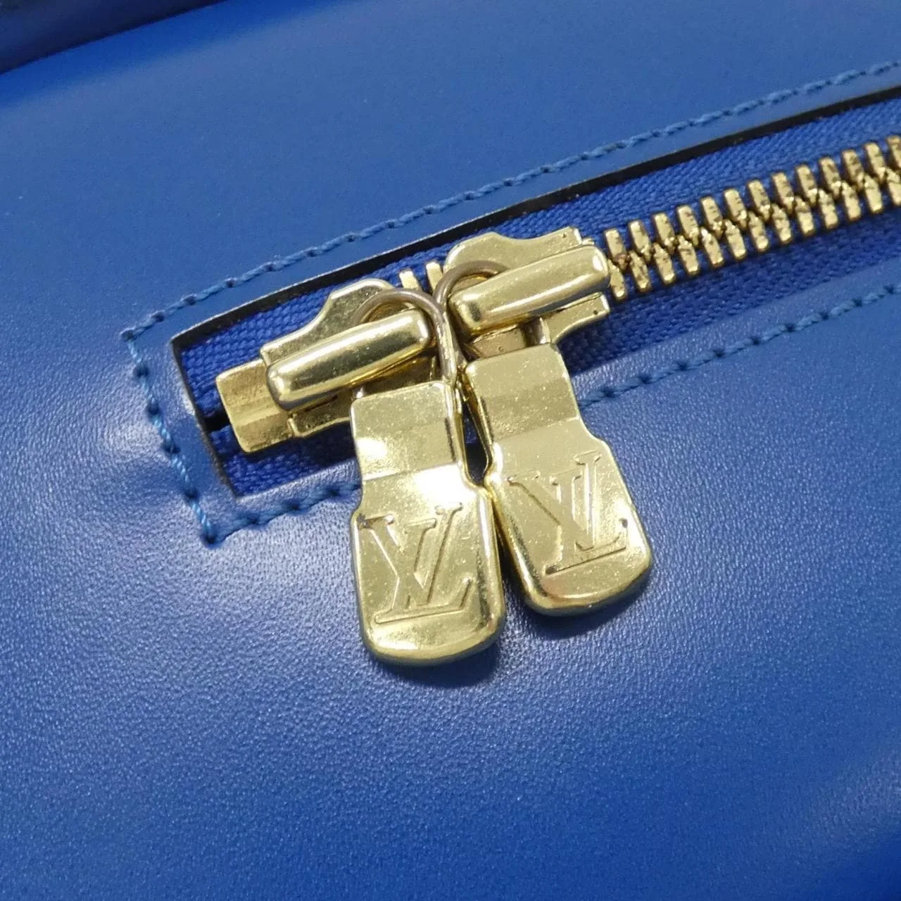 LOUIS VUITTON Pont-Neuf M52055 Handbag Epi Blue Epi Rank A - Thumbnail 4
