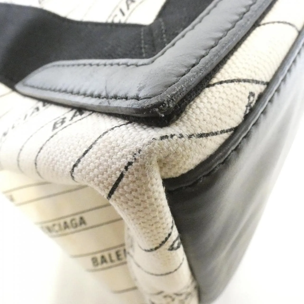 BALENCIAGA 339933 KMZAN Handbag Canvas Navy Canvas Rank B - Thumbnail 2