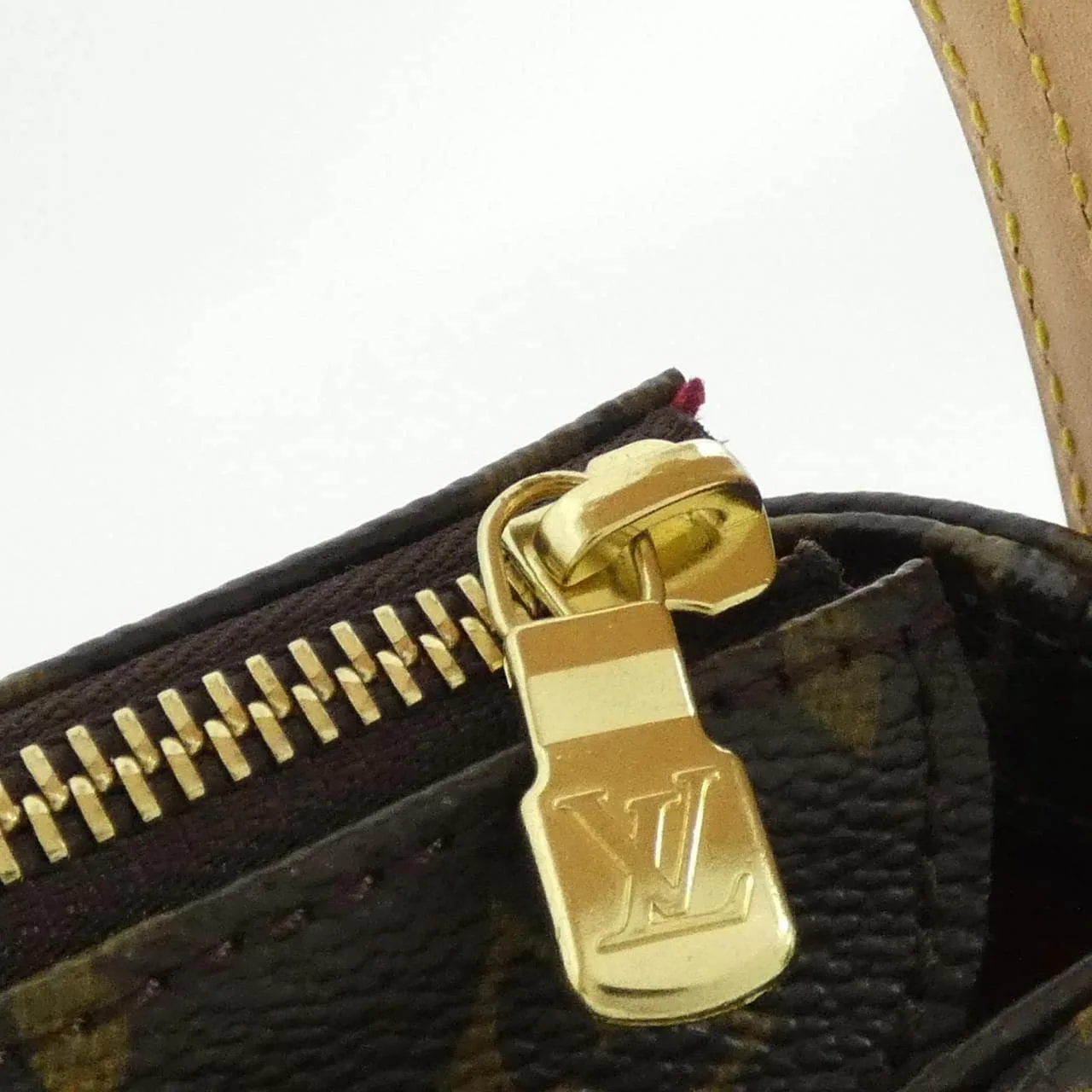 LOUIS VUITTON Viva Cité M51163 Shoulder Monogram Black Monogram Rank A - Thumbnail 4