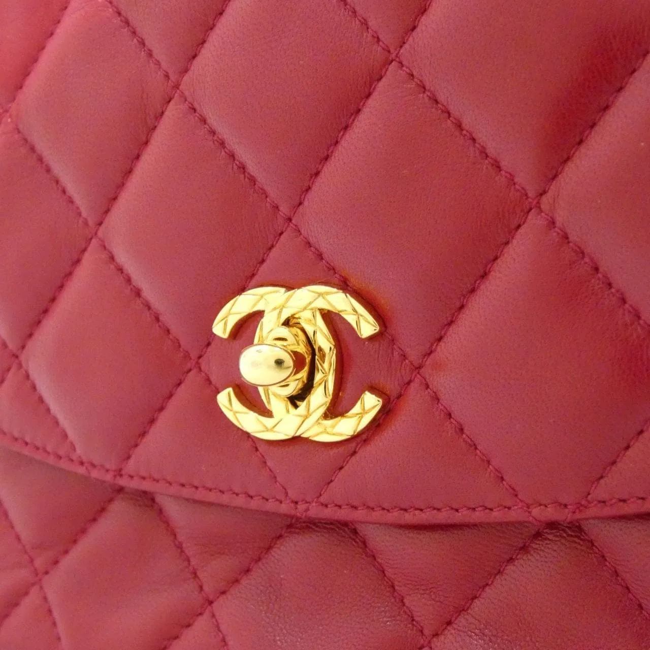 CHANEL Matelasse 02007 Shoulder Lambskin 紅色 羊皮 中古品A - 縮圖 4