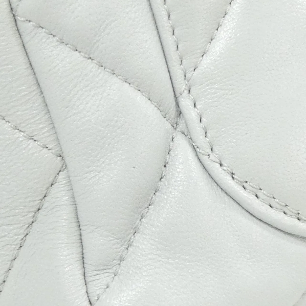 CHANEL Chanel 22 AS3986 Shoulder Lambskin 藍色 羊皮 中古品A - 縮圖 5