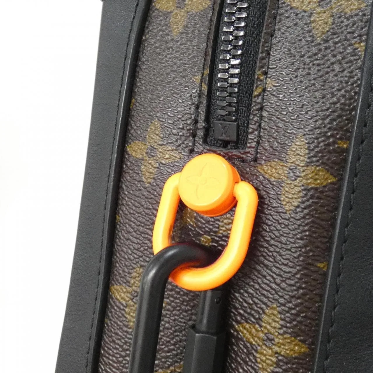 LOUIS VUITTON Soft Trunk M44478 Shoulder Monogram 黑色 Monogram 中古品A - 縮圖 5