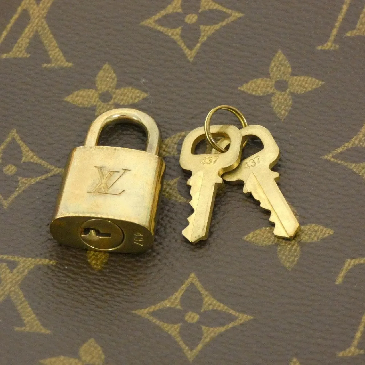 LOUIS VUITTON M95565 Shoulder Monogram Black Monogram Rank A - Thumbnail 6