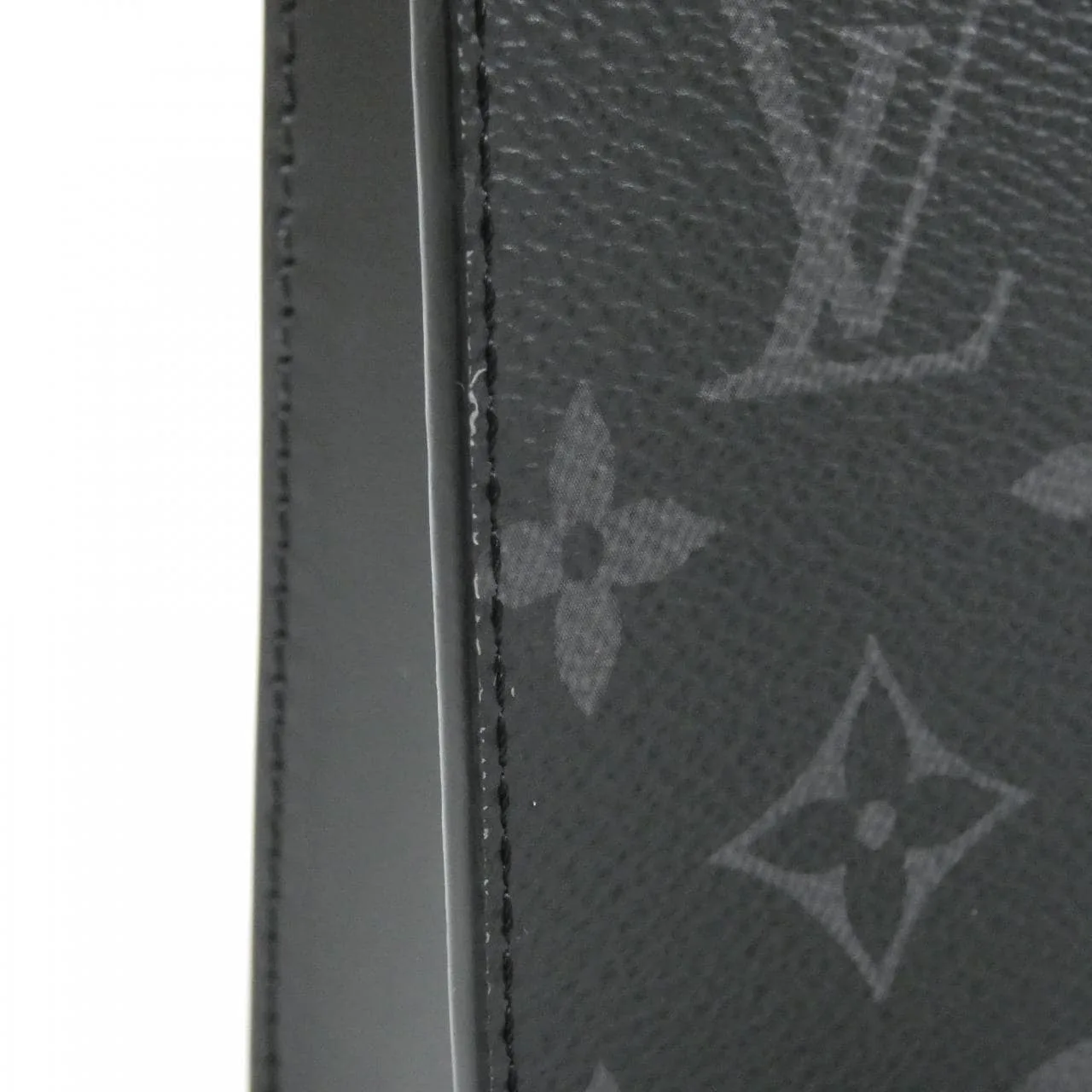 LOUIS VUITTON Eclipse M81124 Shoulder Monogram Black Monogram Rank A - Thumbnail 4