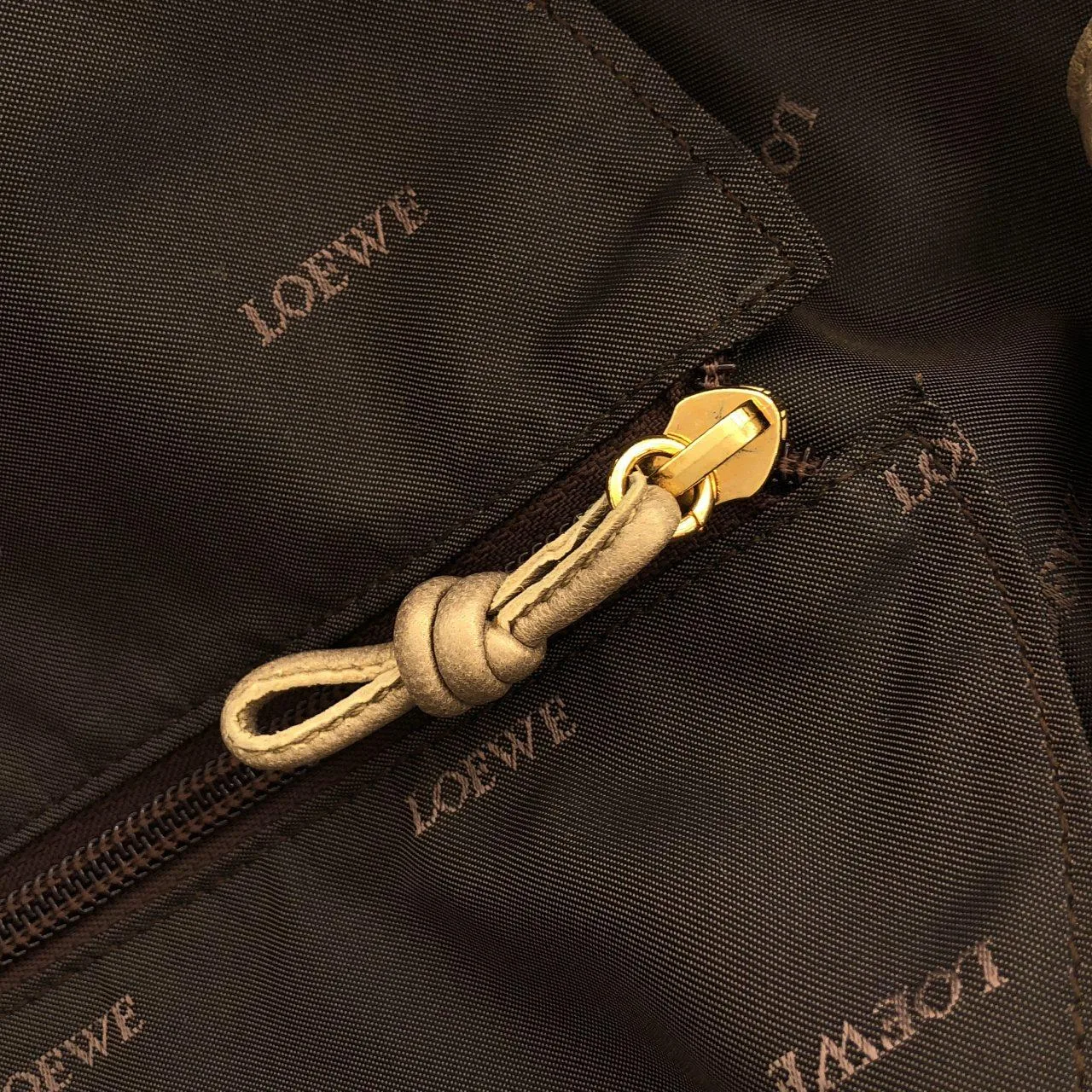 LOEWE 309 82 105 Handbag Leather Gold Leather Rank A - Thumbnail 10