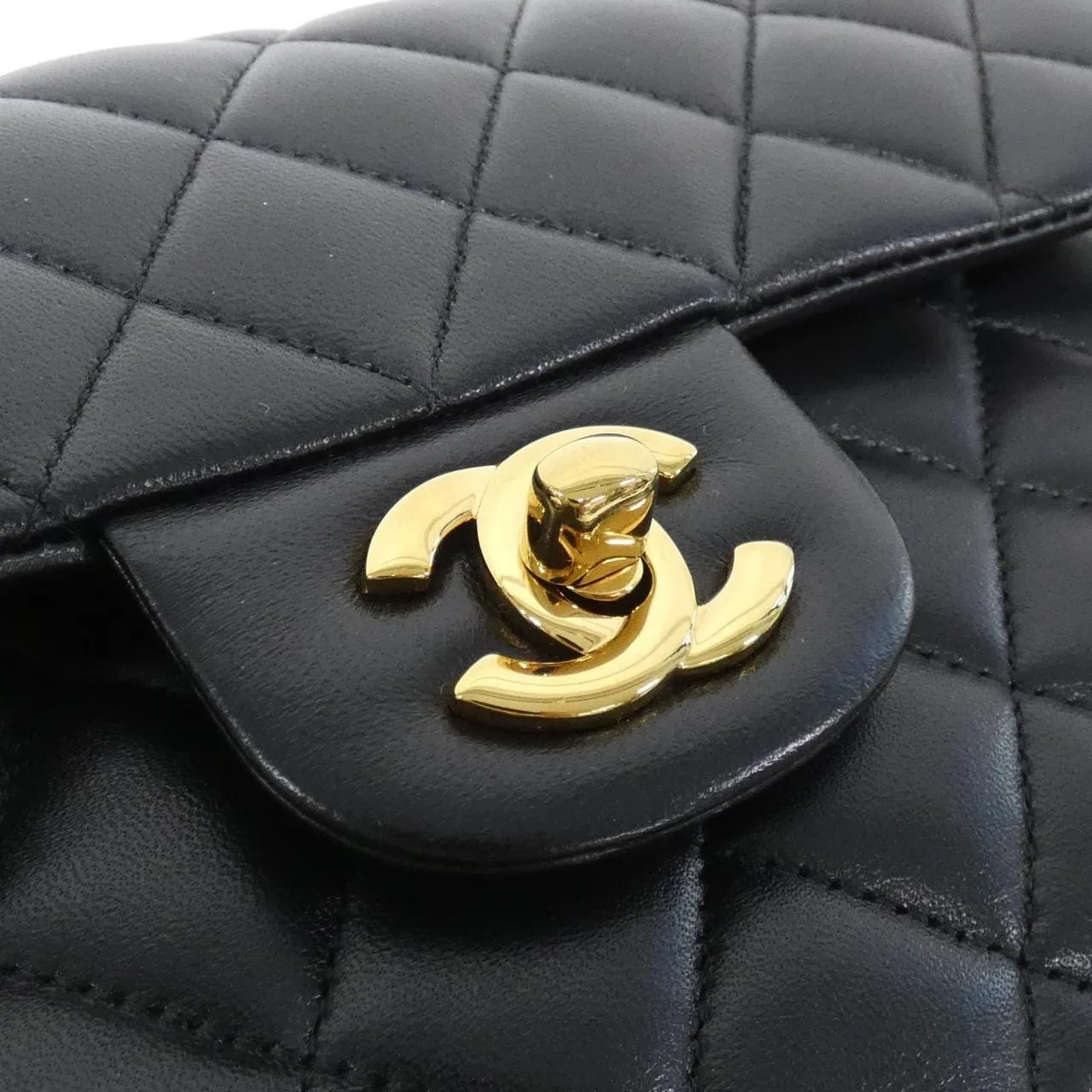 CHANEL Matelasse 1113 Shoulder Lambskin Black Lambskin Rank A - Thumbnail 4