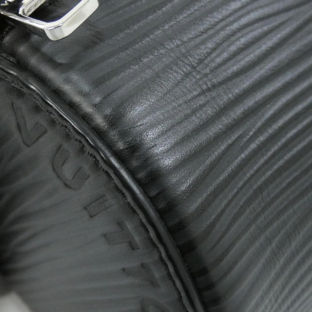 LOUIS VUITTON M24324 Shoulder Epi Black Epi Rank A - Thumbnail 3