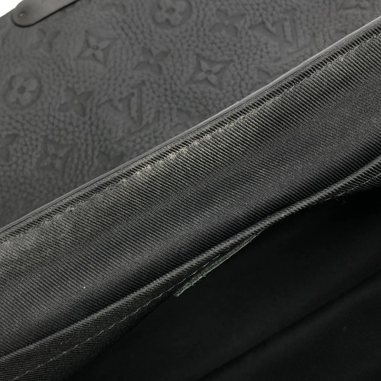 LOUIS VUITTON M23741 Shoulder Monogram