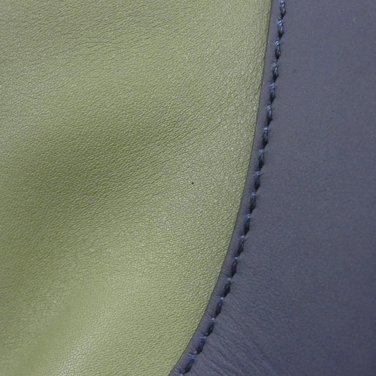 LOEWE A826303X03 Shoulder Black Rank A - Thumbnail 6