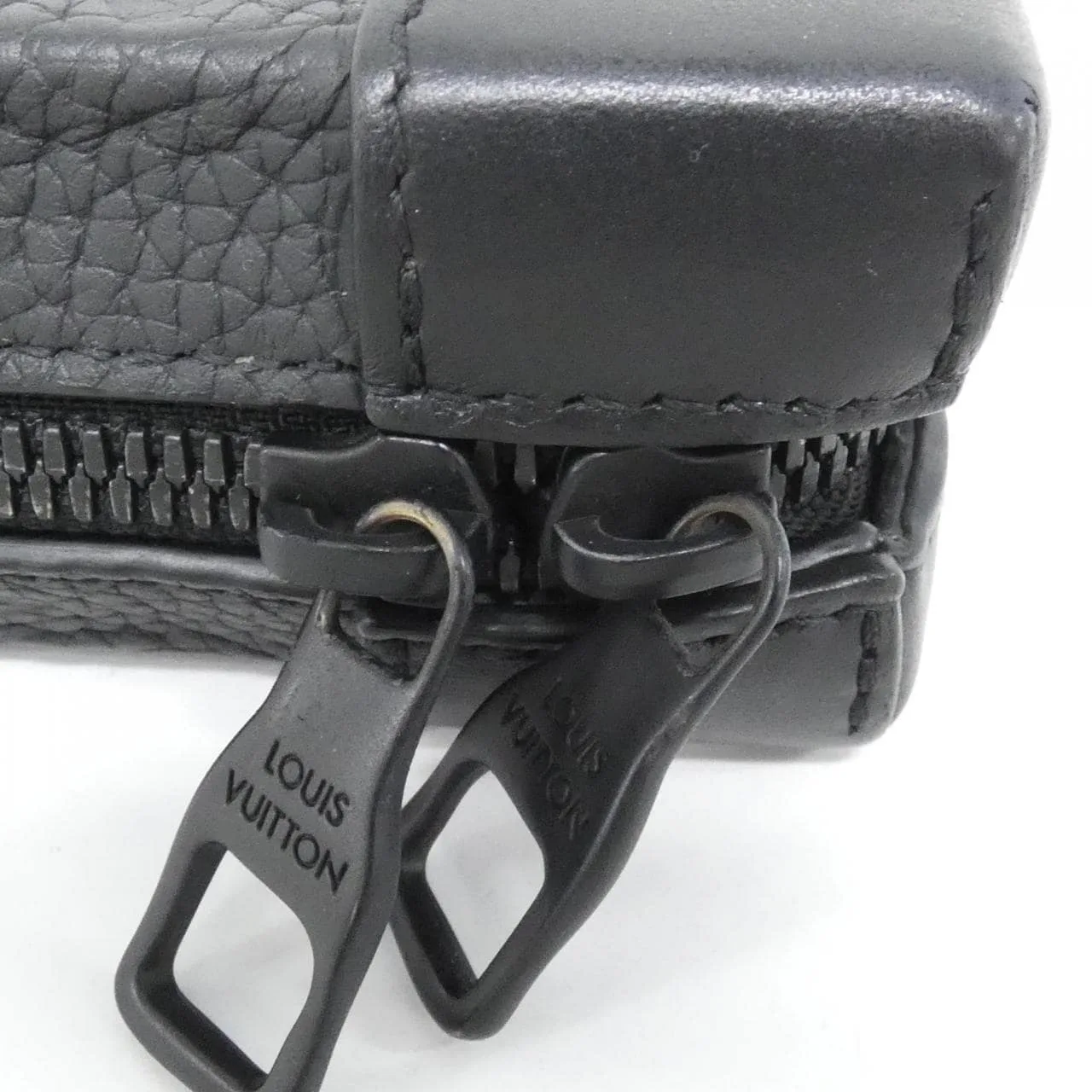 LOUIS VUITTON Soft Trunk M80224 Shoulder Monogram Black Monogram Rank A - Thumbnail 5