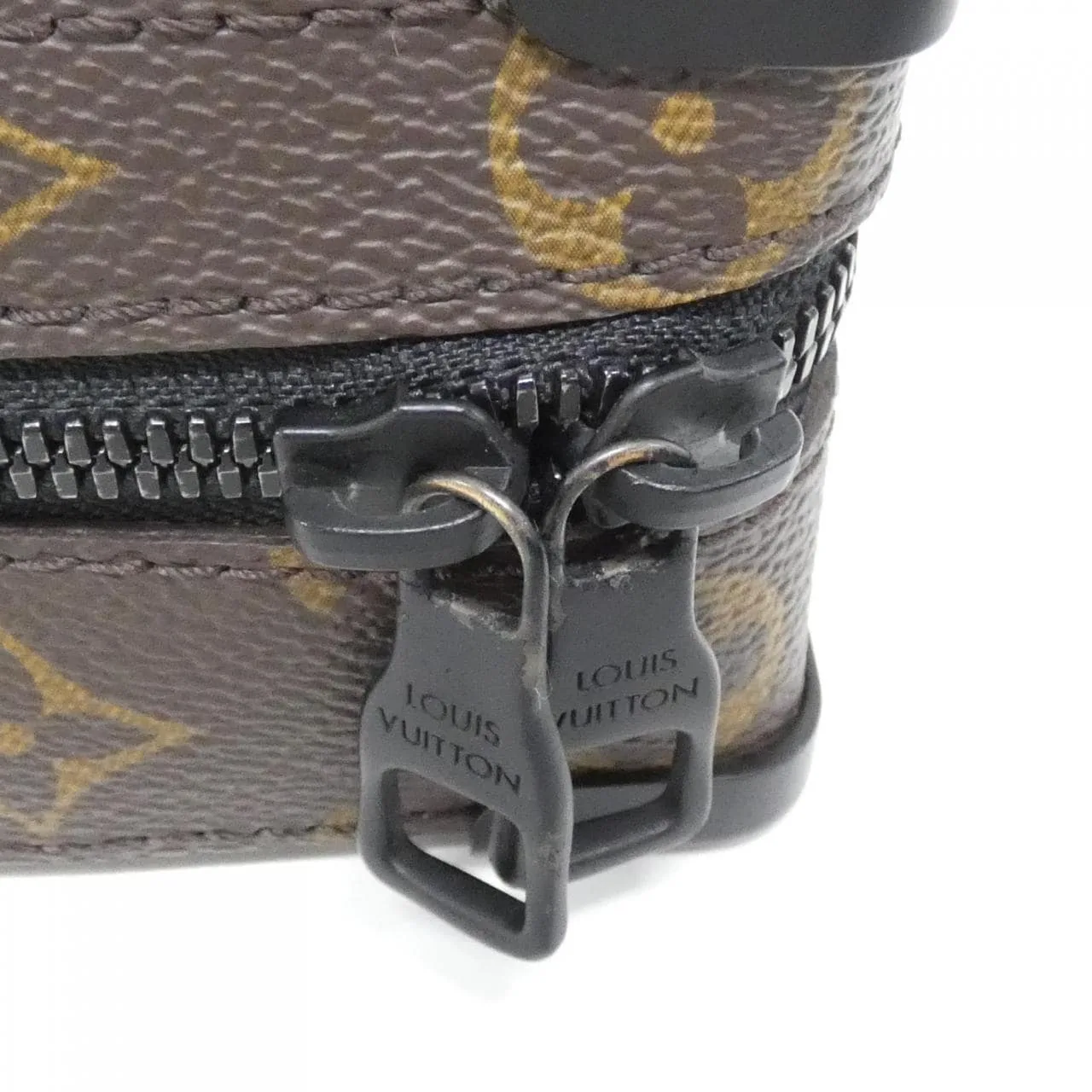 LOUIS VUITTON Soft Trunk M45935 Shoulder Monogram 黑色 Monogram 中古品A - 縮圖 4
