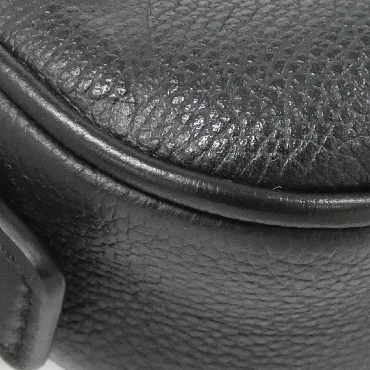 LOUIS VUITTON M82391 Shoulder Monogram Black Monogram Rank A - Thumbnail 2