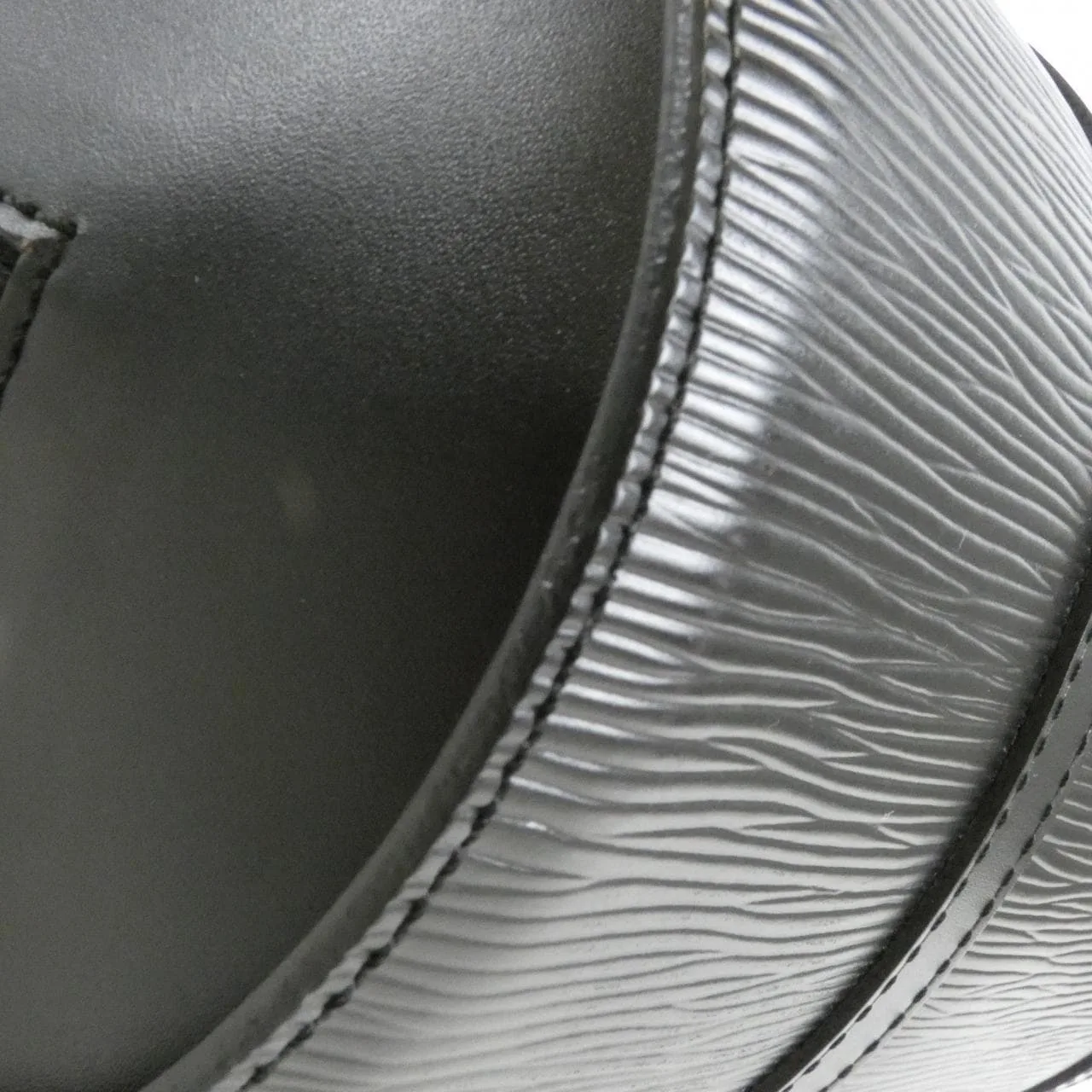 LOUIS VUITTON M52222 Handbag Epi Black Epi Rank A - Thumbnail 4