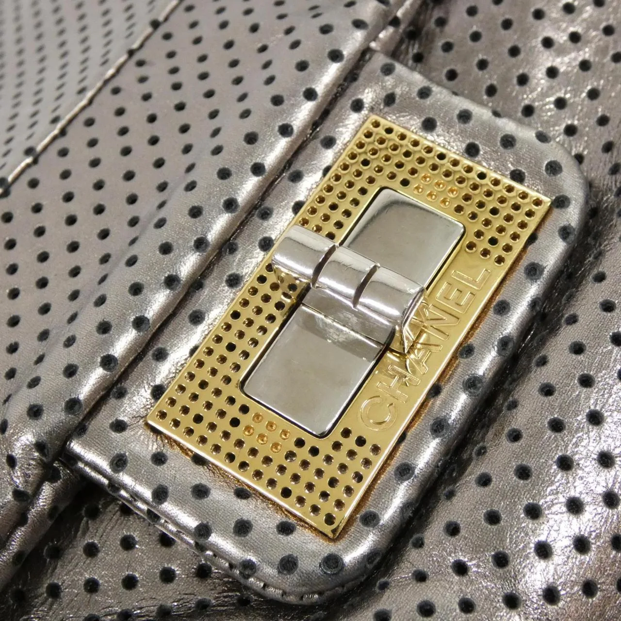 CHANEL Shoulder 銀色 中古品B - 縮圖 4