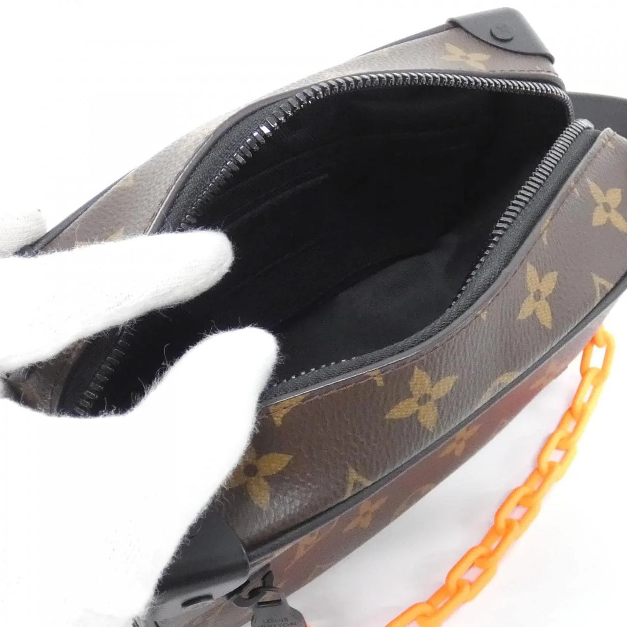 LOUIS VUITTON Soft Trunk M44480 Shoulder Monogram Black Monogram Rank A - Thumbnail 10