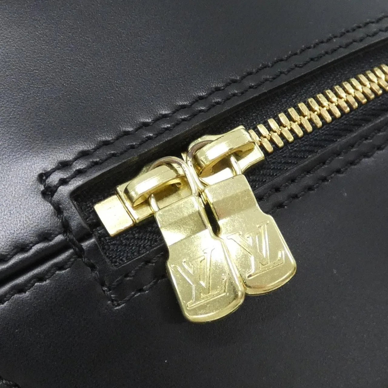 LOUIS VUITTON M52042 Handbag Epi Black Epi Rank A - Thumbnail 4