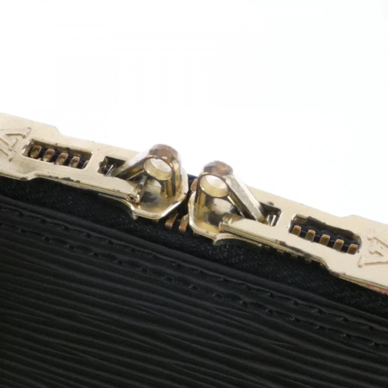 LOUIS VUITTON Alma M52142 Handbag Epi Black Epi Rank B - Thumbnail 5