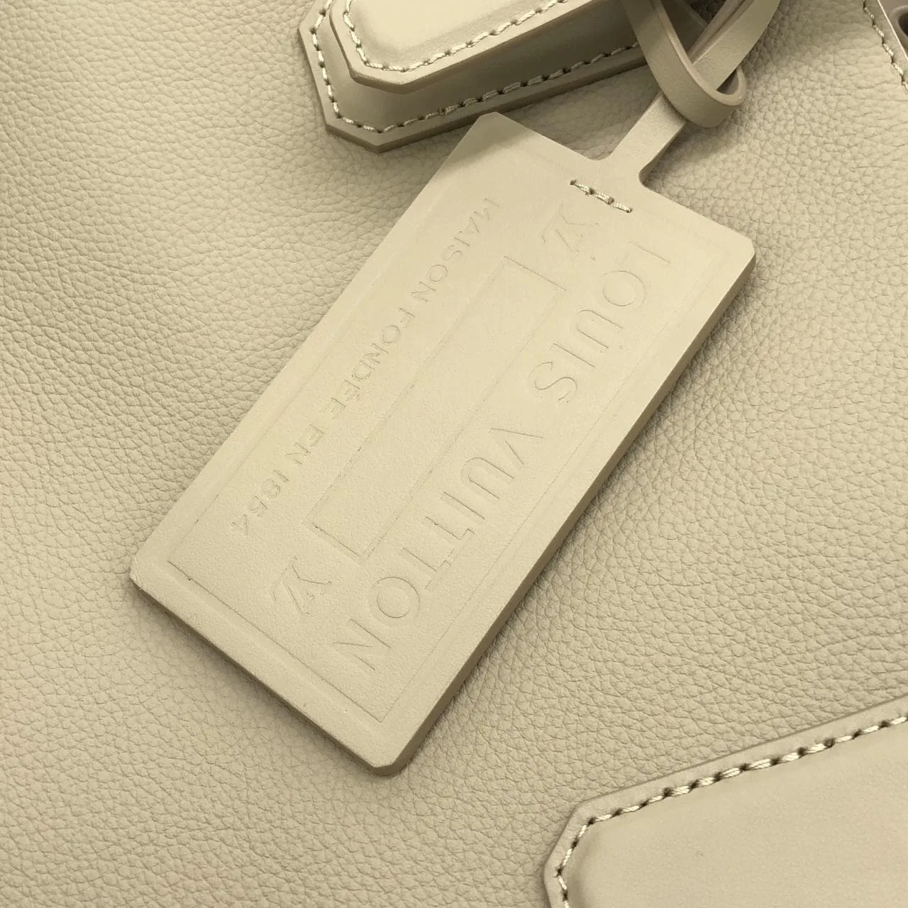 LOUIS VUITTON M22506 Tote Lambskin 黑色 羊皮 中古品A - 縮圖 4