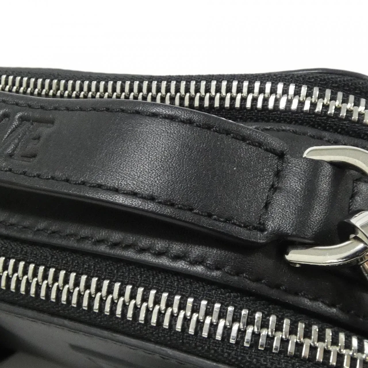 LOEWE C565R41X04 手提包