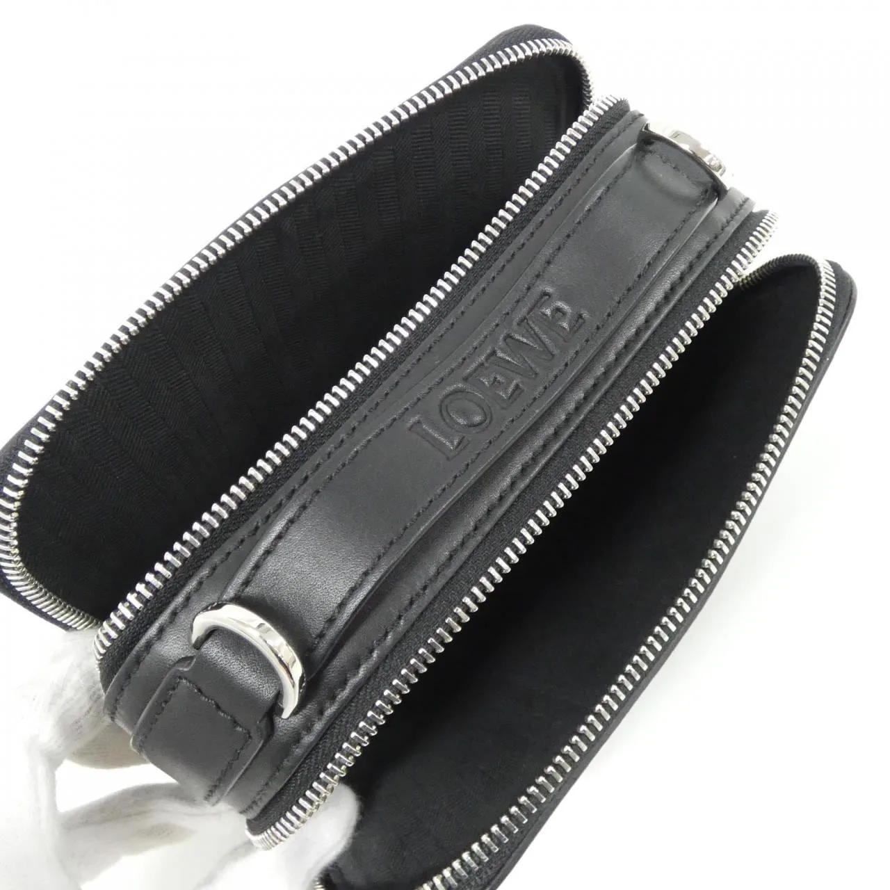 LOEWE C565R41X04 手提包