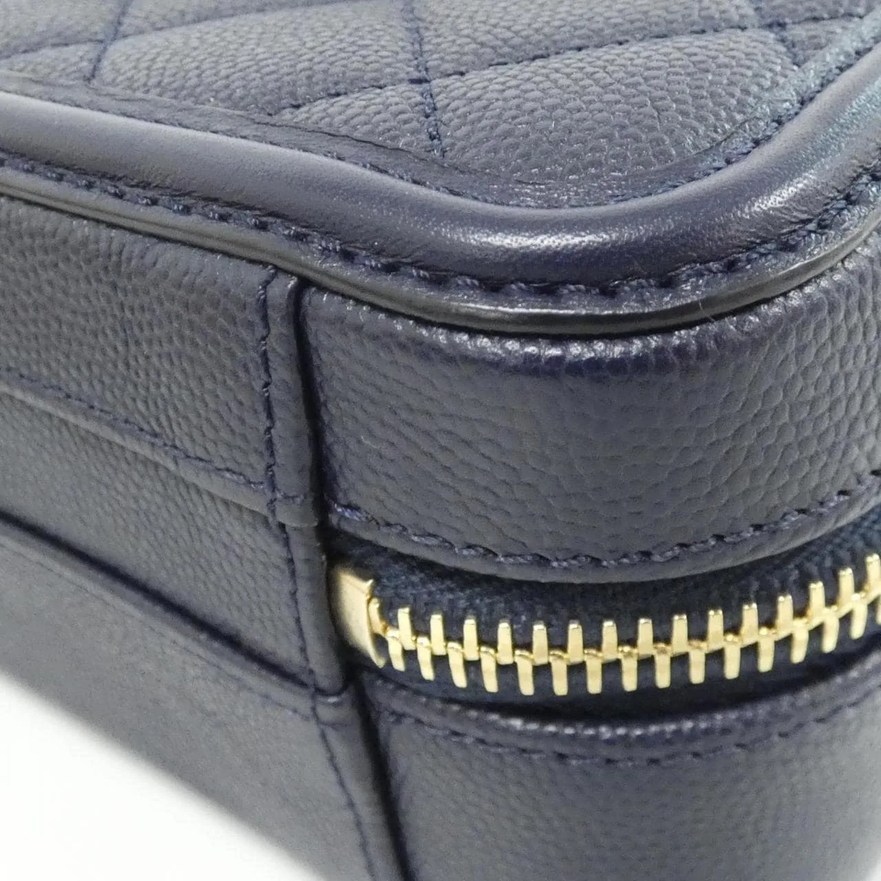 CHANEL 93342 Handbag Grained Calfskin 深藍色 荔枝紋牛皮 中古品A - 縮圖 3