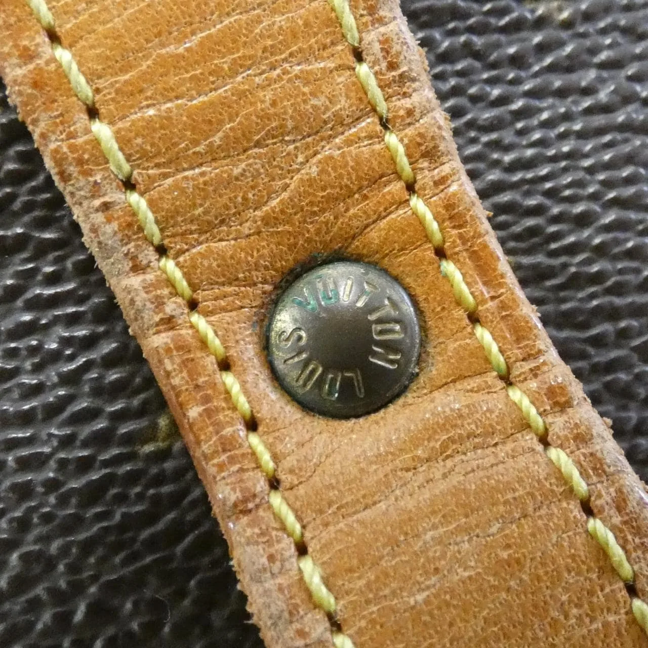 LOUIS VUITTON Saumur M42256 Shoulder Monogram Black Monogram Rank B - Thumbnail 3